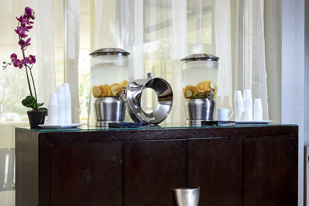 Doubletree By Hilton Princeton Bagian luar foto
