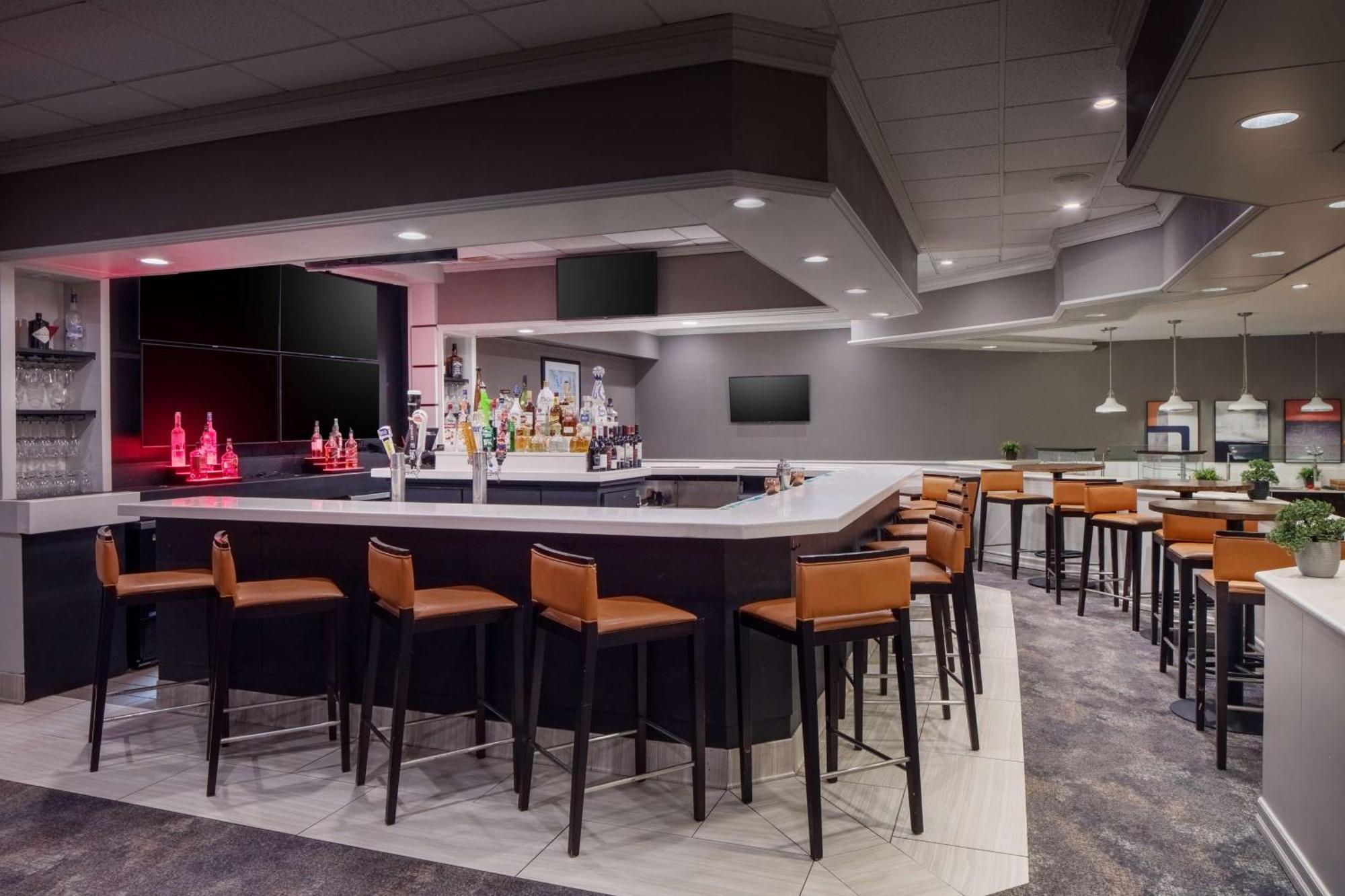 Doubletree By Hilton Princeton Bagian luar foto
