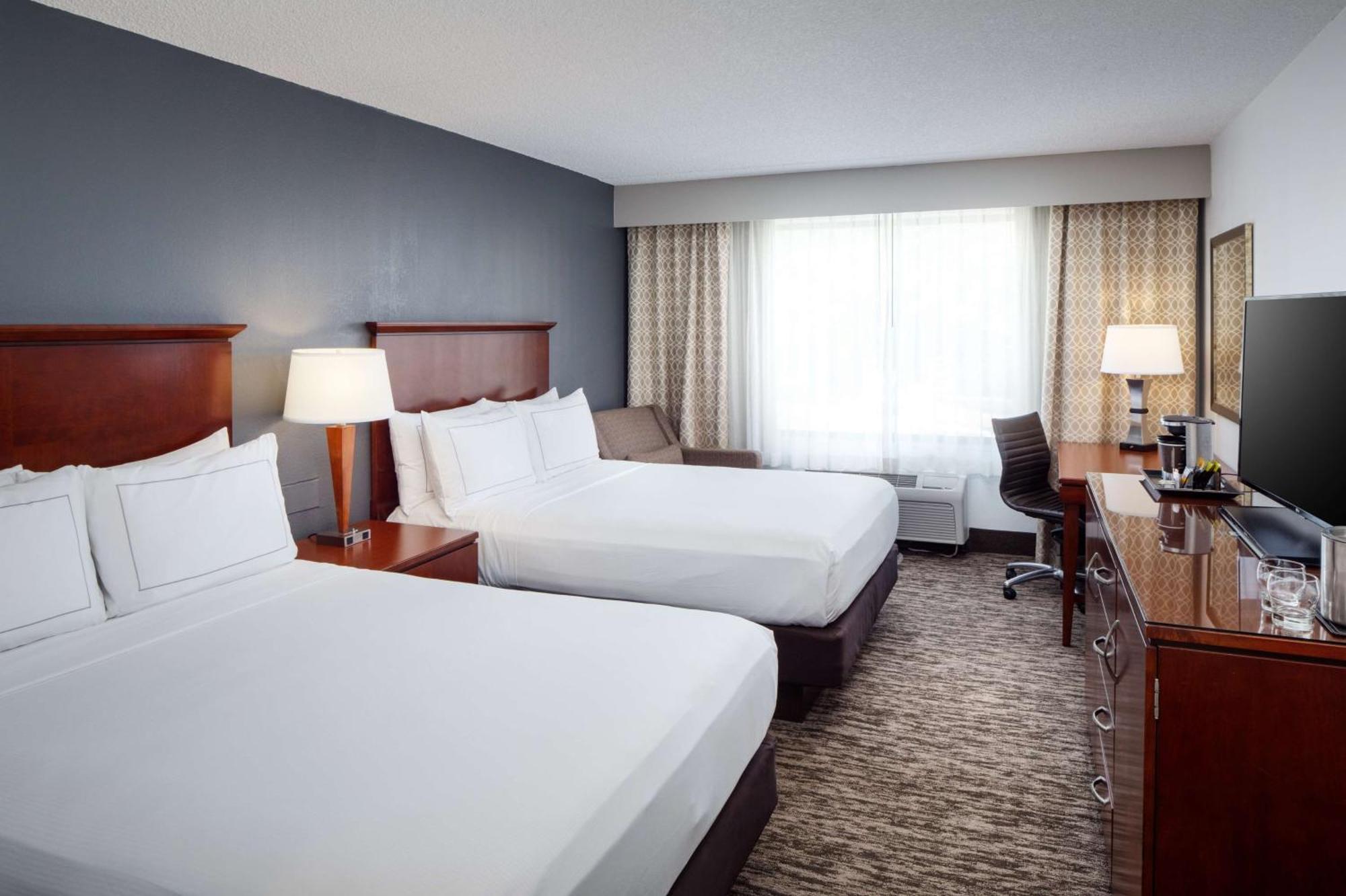 Doubletree By Hilton Princeton Bagian luar foto
