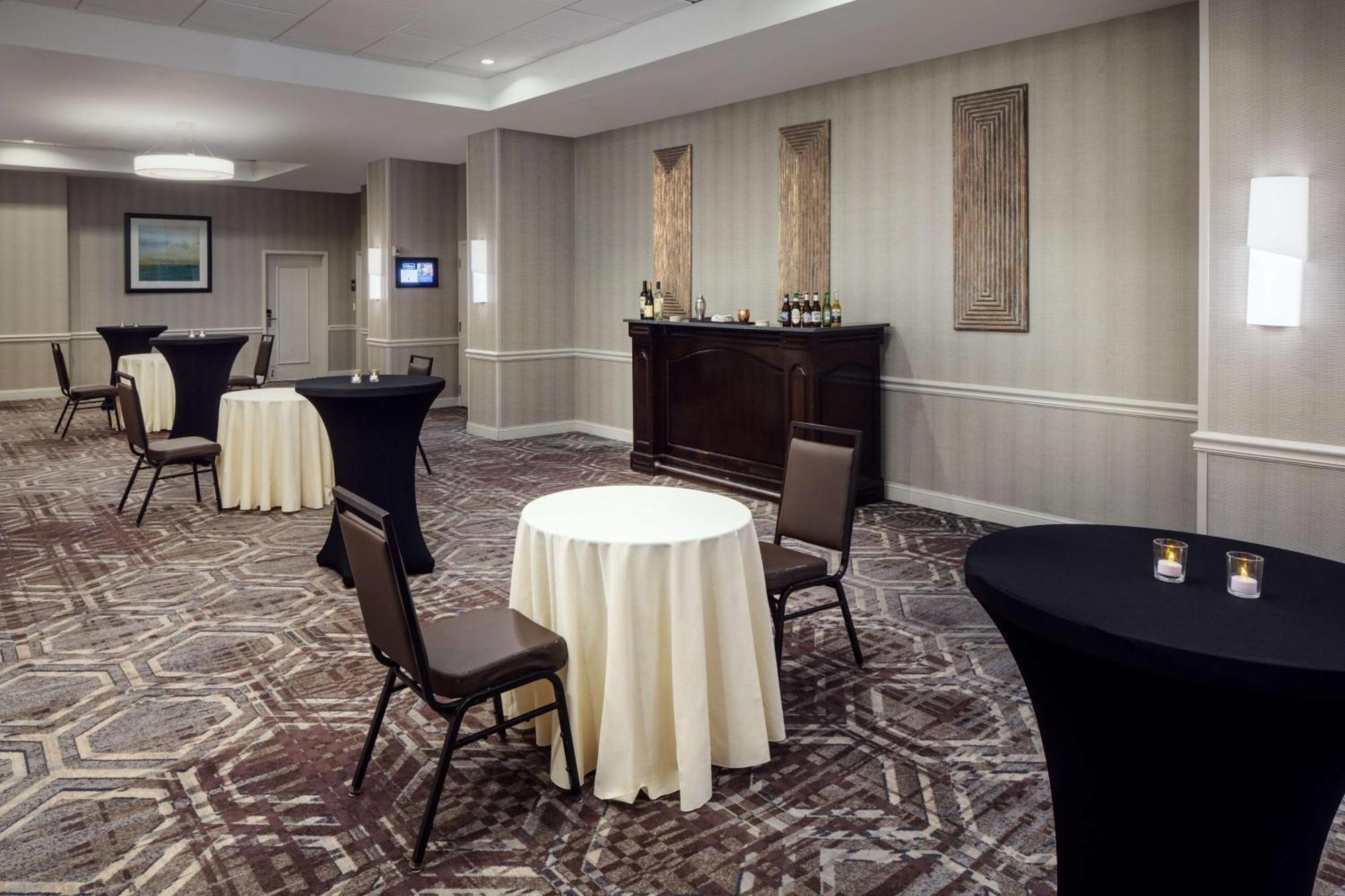 Doubletree By Hilton Princeton Bagian luar foto
